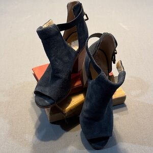 Sole Society Black Open-Toe Heels